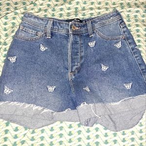 🦋Hollister Jean Shorts🦋